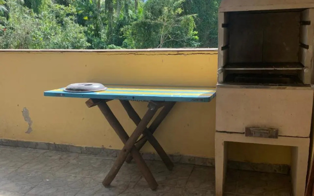 Casa Agradável há 80 metros praia toninhas