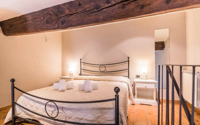 A Few Steps to The Duomo Upscale 2BD Apt