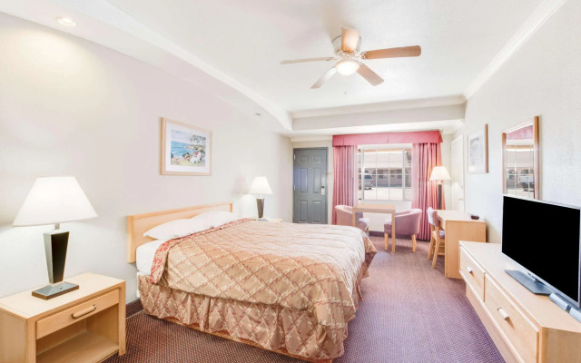Knights Inn - Van Horn, TX