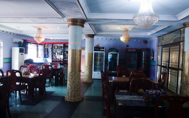 Abanet Hotel
