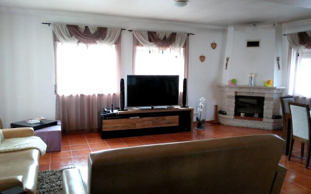 House With 3 Bedrooms In Ferrel With Wonderful City View Enclosed Garden And Wifi