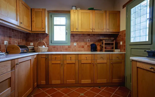 Luxury Breathtaking Villa in Paros