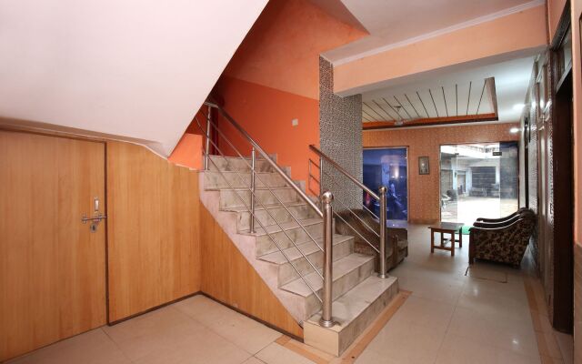 OYO 9229 GMG Hotel