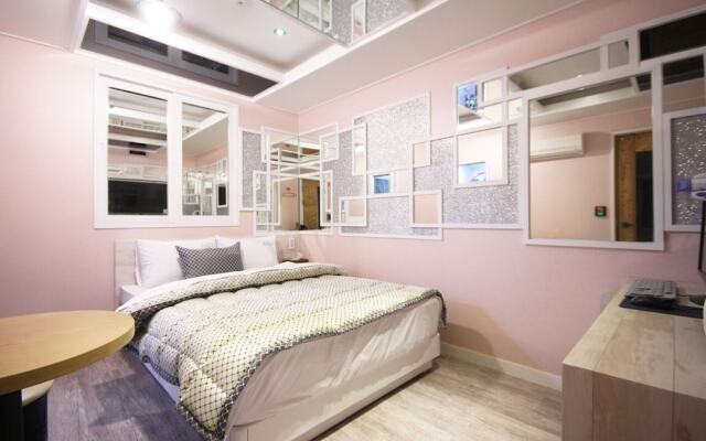 Busan Jangjeon-dong Oops