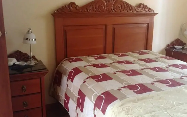 Hotel Dos Reynas