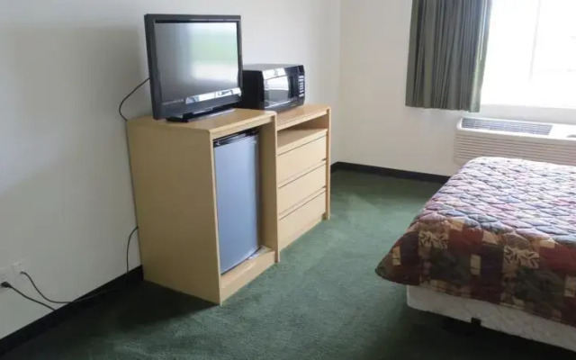 Red Bud Country Inn