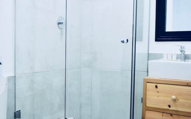 1 Bedroom Apartment With Balcony in Woodstock