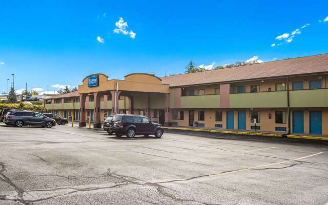 Rodeway Inn & Suites Monroeville - Pittsburgh