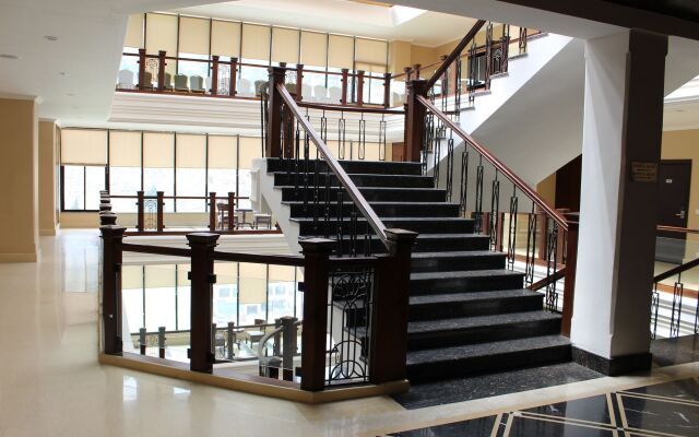 Ariya Hotel