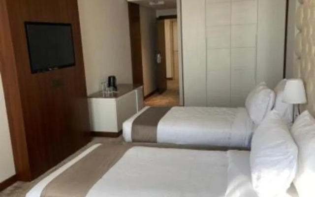 Dolphin Continental Salmiya Hotel