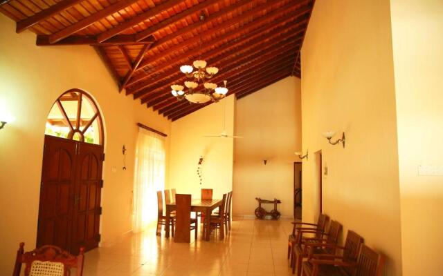 Bentota River Villa