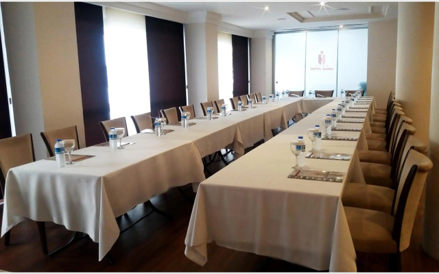 Ismira Hotel
