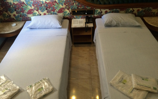Saville Hotel