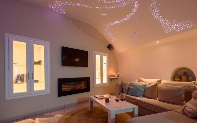 Santorini Suite Home
