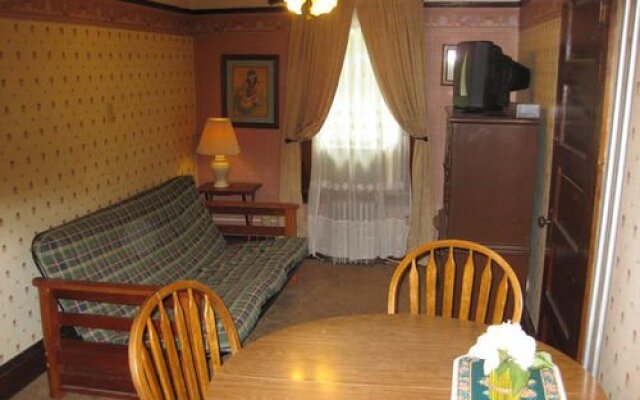 Albrightsville Farm House Bed & Breakfast