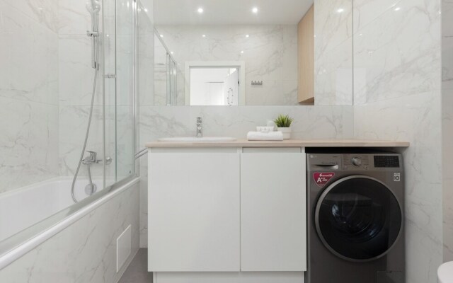 Sarmacka Apartment Wilanow by Renters
