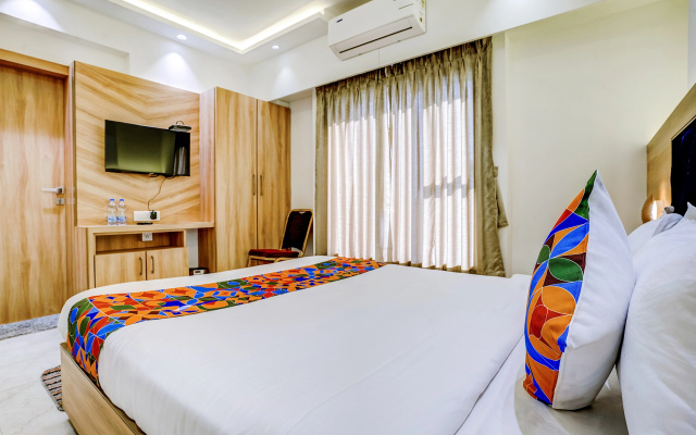 FabHotel Pancharatna Regency