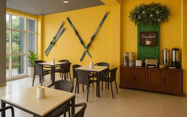 the corn resident maesot