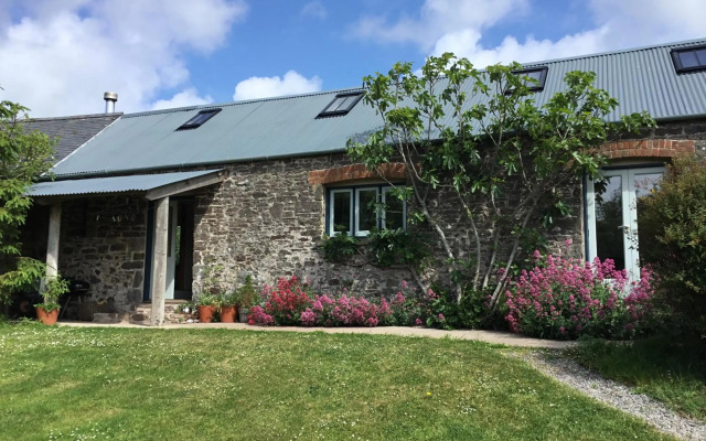 Potato, Barafundle Barns, SA71 5LS