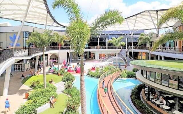 NEO Apartments - Holidays Gold Coast