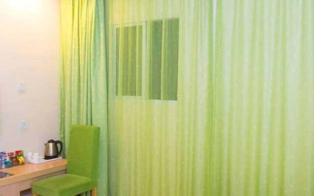 Heng 8 Hotel Tonglu South Yingchun Road