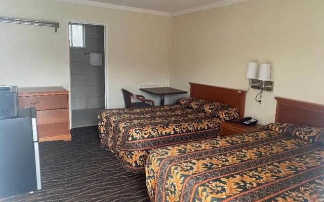 River Inn Motel