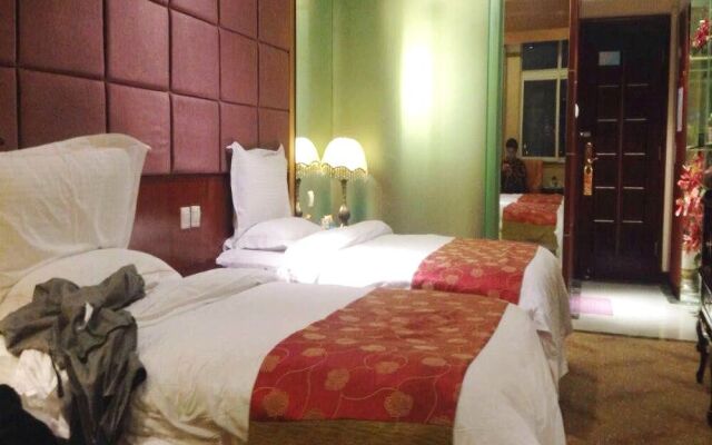 Kunming He Ri Jun Hotel