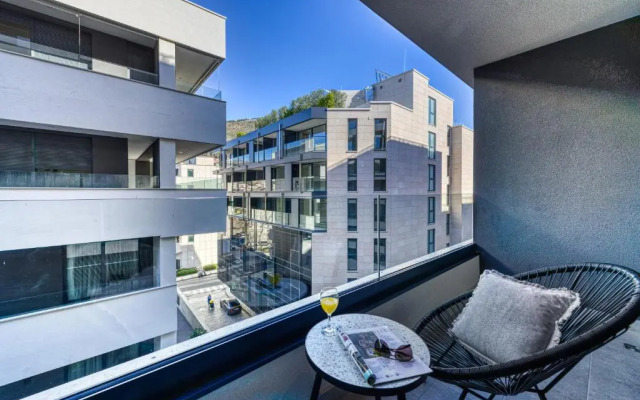 M&P- Lovely 1-bedroom condo with free parking