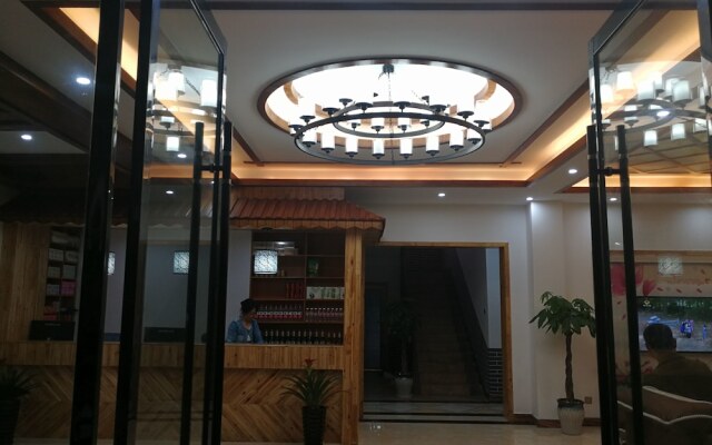 The Bamboo Inn with Mountain-view