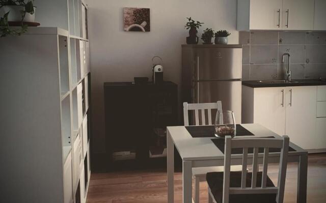 Satyria Apartments