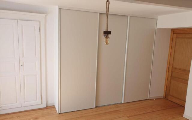 joli appartement 44m2 centre ville corte