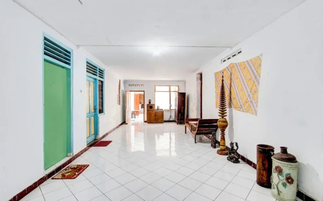 Hotel O Joglo Menoreh Resto & Homestay