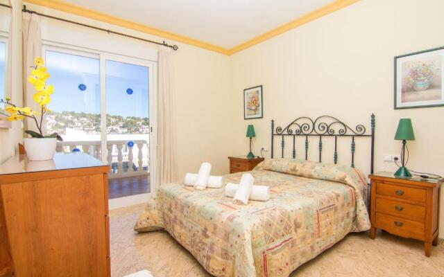 Abahana Villas La Marina