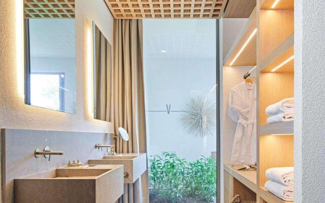 Voyage Torba and Private