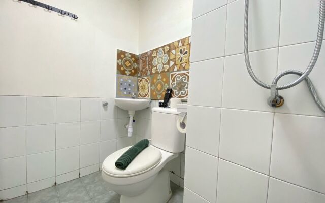 Bohemian Beauty Studio Room At Grand Asia Afrika Apartment