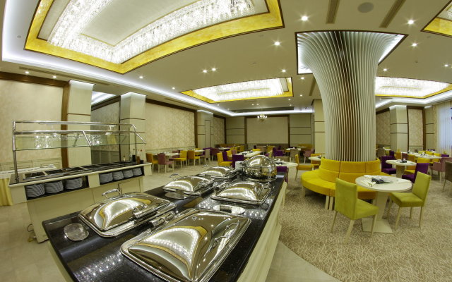 Golden Palace Hotel Resort and SPA