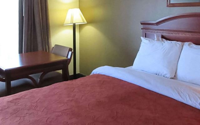 Rodeway Inn Walterboro I-95