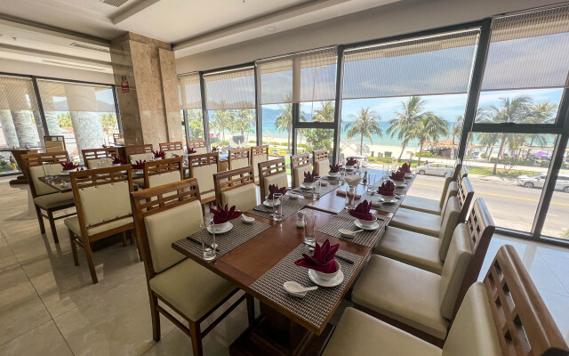 Serene Beach Hotel Danang