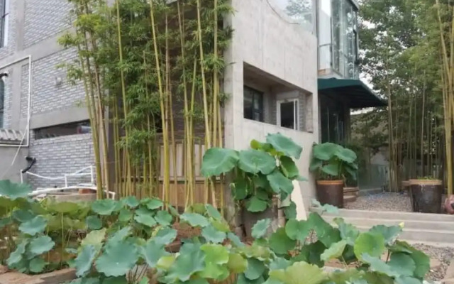 Yiming Shuju rural homestay in Jiaxian County