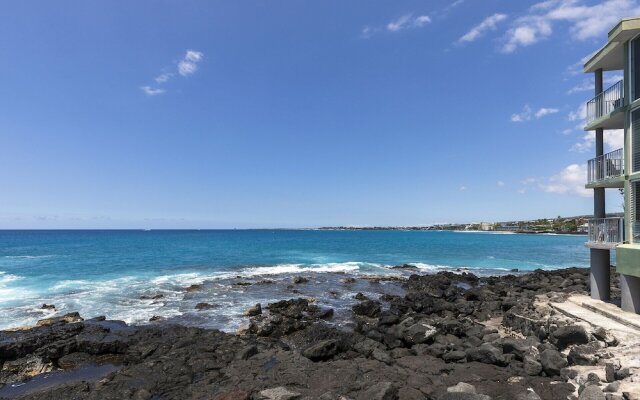 Tiki Ali'i Retreat Breathtaking Island Views