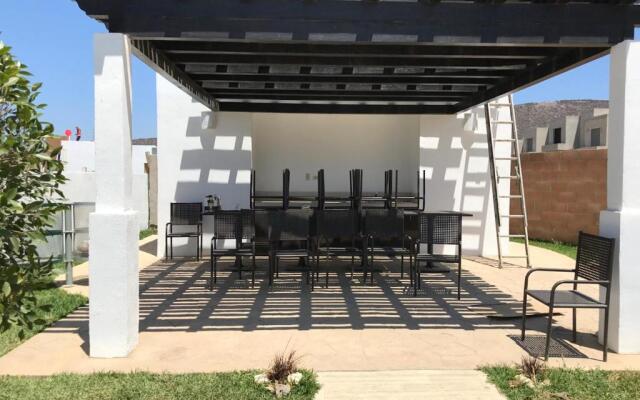 Fantastic & Cozy #3: Condo Close To the Beach