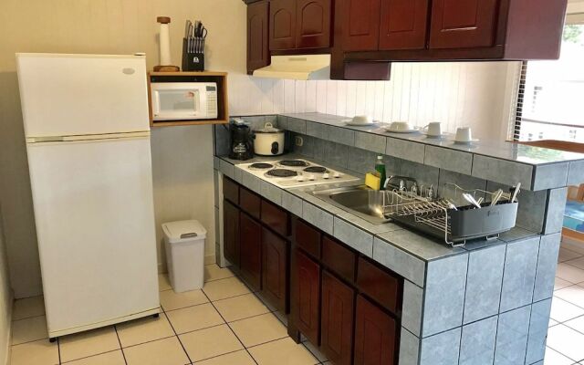 Prado Inn & Suites