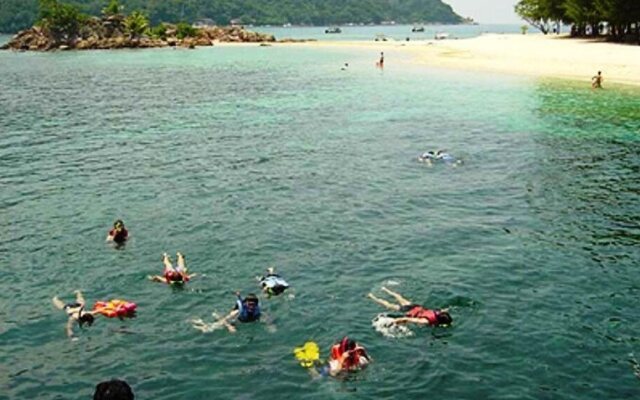 D'Coconut Lagoon