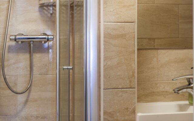 TH Serviced Apartment London