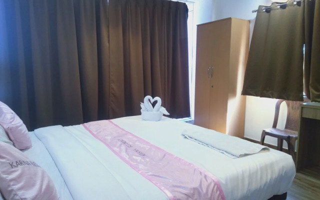 Hotel Karna Residency