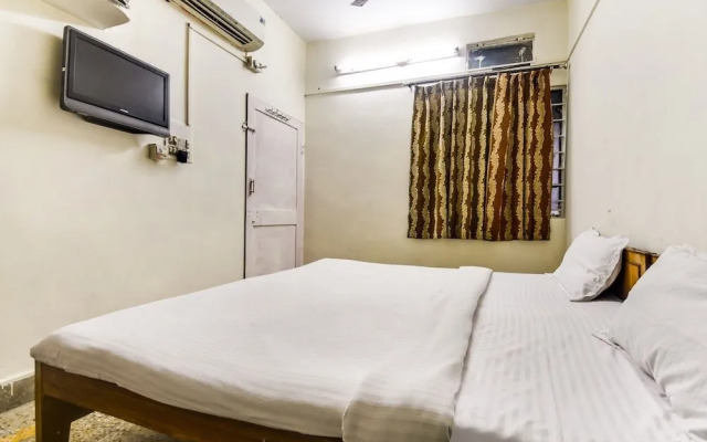 Hotel Alwin by OYO Rooms