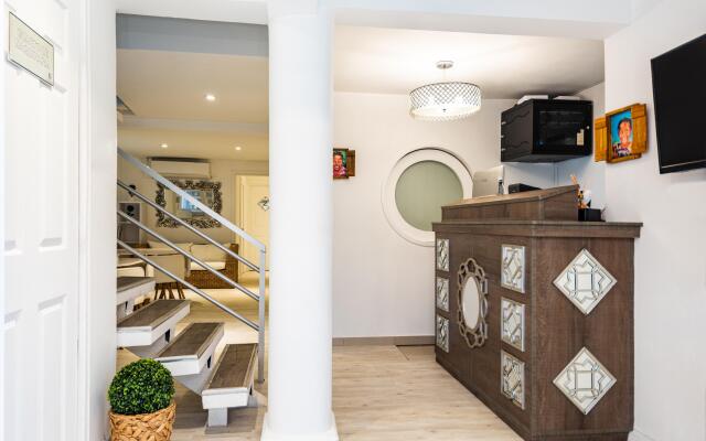Ataraxy Hotel Boutique