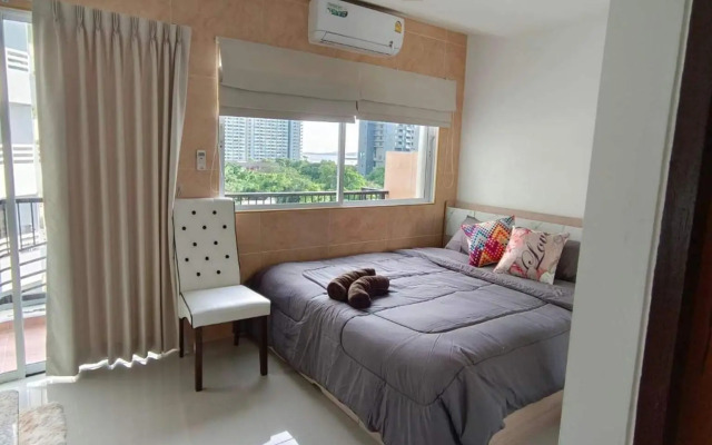 Trio Gems Condo Beach