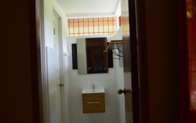 Lola Charing Pension