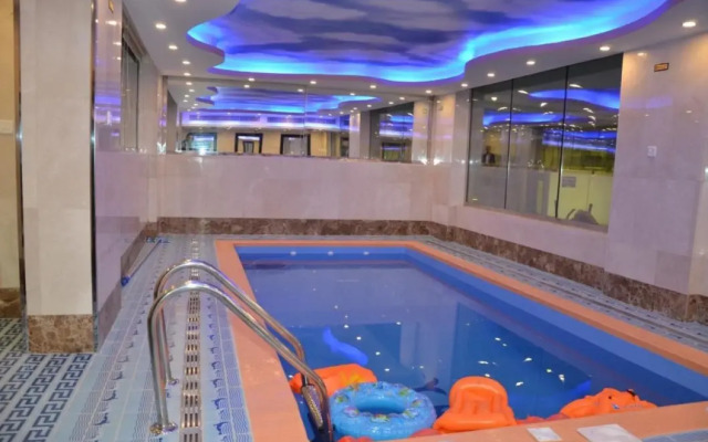 Golden Armada Hotel